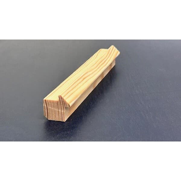 FURU 27X030X270 HJØRNELIST FP06